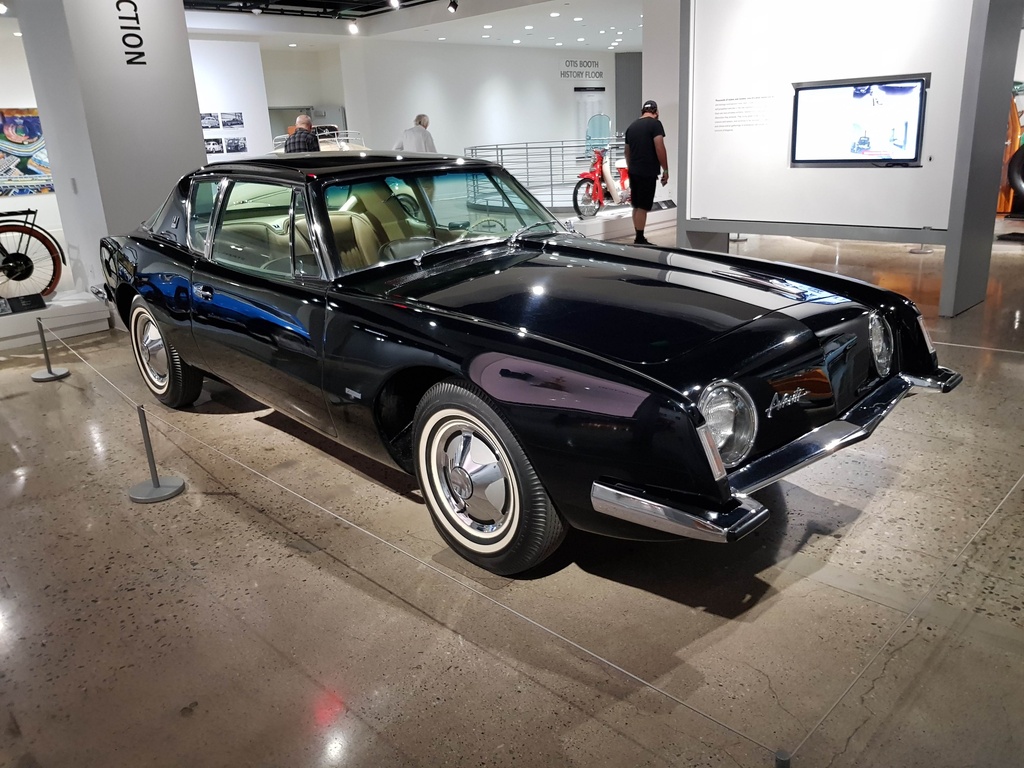 Petersen Automotive Museum